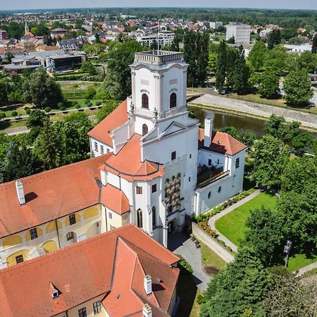 Hotel Domus Collis Ráb Exteriér fotografie